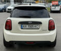 Білий Міні Cooper, об'ємом двигуна 1.5 л та пробігом 91 тис. км за 10500 $, фото 7 на Automoto.ua