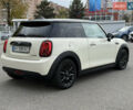 Білий Міні Cooper, об'ємом двигуна 1.5 л та пробігом 91 тис. км за 10500 $, фото 8 на Automoto.ua