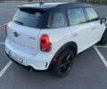 Білий Міні Cooper, об'ємом двигуна 1.6 л та пробігом 159 тис. км за 12500 $, фото 19 на Automoto.ua