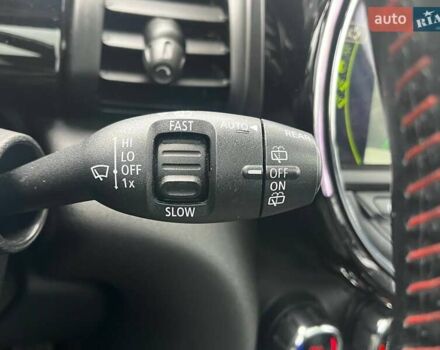 Белый Мини Купер, объемом двигателя 2 л и пробегом 154 тыс. км за 15690 $, фото 20 на Automoto.ua