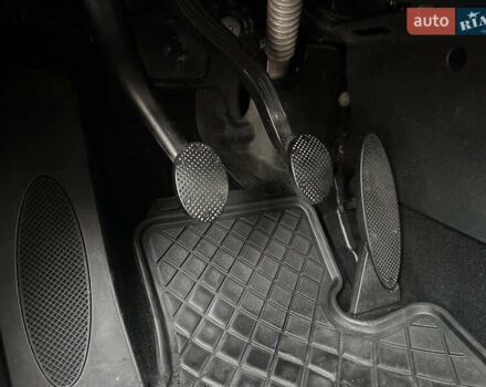 Білий Міні Cooper, об'ємом двигуна 1.3 л та пробігом 122 тис. км за 5999 $, фото 49 на Automoto.ua