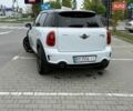 Белый Мини Купер, объемом двигателя 2 л и пробегом 210 тыс. км за 10500 $, фото 5 на Automoto.ua