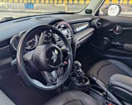 Белый Мини Купер, объемом двигателя 1.5 л и пробегом 105 тыс. км за 11380 $, фото 11 на Automoto.ua
