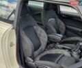 Білий Міні Cooper, об'ємом двигуна 2 л та пробігом 156 тис. км за 9999 $, фото 15 на Automoto.ua