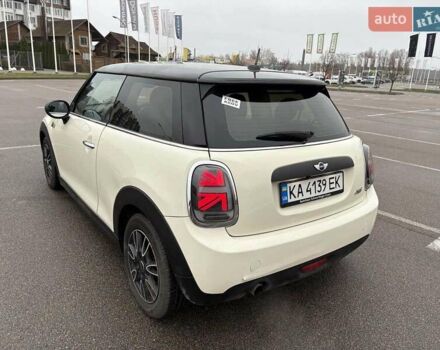 Белый Мини Купер, объемом двигателя 1.2 л и пробегом 122 тыс. км за 8500 $, фото 3 на Automoto.ua