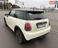 Белый Мини Купер, объемом двигателя 1.2 л и пробегом 122 тыс. км за 8500 $, фото 3 на Automoto.ua