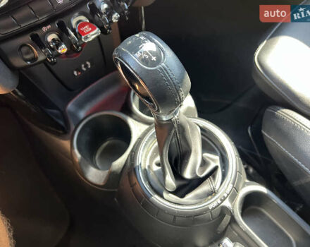 Белый Мини Купер, объемом двигателя 2 л и пробегом 133 тыс. км за 13333 $, фото 22 на Automoto.ua