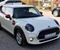 Белый Мини Купер, объемом двигателя 1.5 л и пробегом 158 тыс. км за 10600 $, фото 5 на Automoto.ua