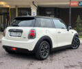 Білий Міні Cooper, об'ємом двигуна 1.3 л та пробігом 122 тис. км за 5999 $, фото 9 на Automoto.ua