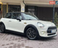 Білий Міні Cooper, об'ємом двигуна 1.3 л та пробігом 122 тис. км за 5999 $, фото 18 на Automoto.ua