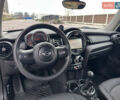 Білий Міні Cooper, об'ємом двигуна 1.3 л та пробігом 122 тис. км за 5999 $, фото 22 на Automoto.ua