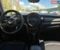 Білий Міні Cooper, об'ємом двигуна 1.5 л та пробігом 165 тис. км за 9990 $, фото 8 на Automoto.ua
