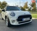 Білий Міні Cooper, об'ємом двигуна 1.5 л та пробігом 137 тис. км за 9400 $, фото 9 на Automoto.ua