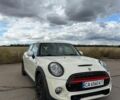 Білий Міні Cooper, об'ємом двигуна 2 л та пробігом 129 тис. км за 14000 $, фото 2 на Automoto.ua