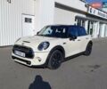 Белый Мини Купер, объемом двигателя 2 л и пробегом 110 тыс. км за 14500 $, фото 1 на Automoto.ua