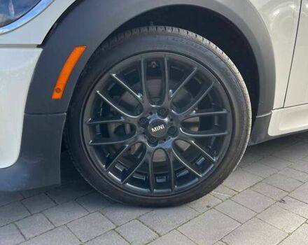 Мини Купер 2015 в Львове на Automoto.ua Белый Мини Купер, объемом двигателя 1.6 л и пробегом 25 тыс. км за 12300 $, фото 5 на Automoto.ua