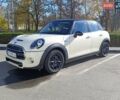 Белый Мини Купер, объемом двигателя 2 л и пробегом 110 тыс. км за 14500 $, фото 23 на Automoto.ua
