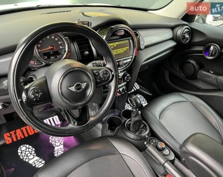 Білий Міні Cooper, об'ємом двигуна 1.5 л та пробігом 85 тис. км за 11600 $, фото 12 на Automoto.ua
