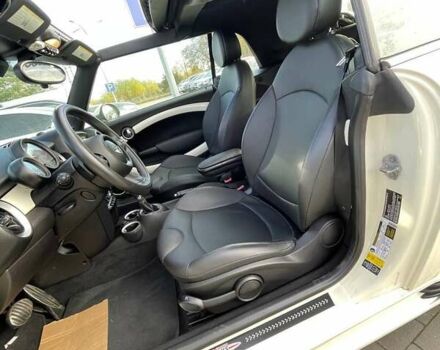 Мини Купер 2015 в Львове на Automoto.ua Белый Мини Купер, объемом двигателя 1.6 л и пробегом 25 тыс. км за 12300 $, фото 10 на Automoto.ua