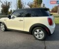 Білий Міні Cooper, об'ємом двигуна 1.5 л та пробігом 137 тис. км за 9400 $, фото 2 на Automoto.ua
