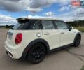 Білий Міні Cooper, об'ємом двигуна 2 л та пробігом 129 тис. км за 14000 $, фото 4 на Automoto.ua