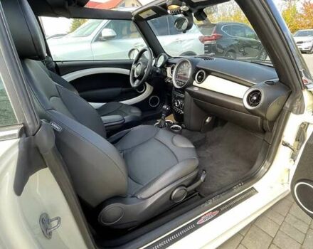 Мини Купер 2015 в Львове на Automoto.ua Белый Мини Купер, объемом двигателя 1.6 л и пробегом 25 тыс. км за 12300 $, фото 18 на Automoto.ua