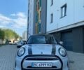 Белый Мини Купер, объемом двигателя 1.5 л и пробегом 120 тыс. км за 15500 $, фото 1 на Automoto.ua