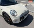 Білий Міні Cooper, об'ємом двигуна 1.5 л та пробігом 165 тис. км за 9990 $, фото 4 на Automoto.ua