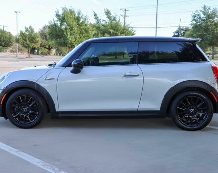 Белый Мини Купер, объемом двигателя 2 л и пробегом 72 тыс. км за 6200 $, фото 3 на Automoto.ua