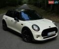 Білий Міні Cooper, об'ємом двигуна 1.5 л та пробігом 144 тис. км за 13700 $, фото 1 на Automoto.ua