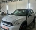 Белый Мини Купер, объемом двигателя 1.6 л и пробегом 70 тыс. км за 9900 $, фото 2 на Automoto.ua