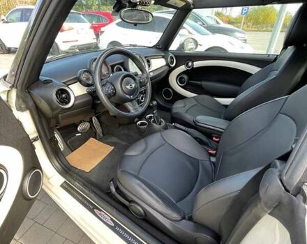 Мини Купер 2015 в Львове на Automoto.ua Белый Мини Купер, объемом двигателя 1.6 л и пробегом 25 тыс. км за 12300 $, фото 9 на Automoto.ua