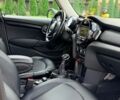 Белый Мини Купер, объемом двигателя 1.5 л и пробегом 85 тыс. км за 12500 $, фото 5 на Automoto.ua