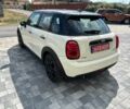 Белый Мини Купер, объемом двигателя 1.5 л и пробегом 207 тыс. км за 10994 $, фото 4 на Automoto.ua