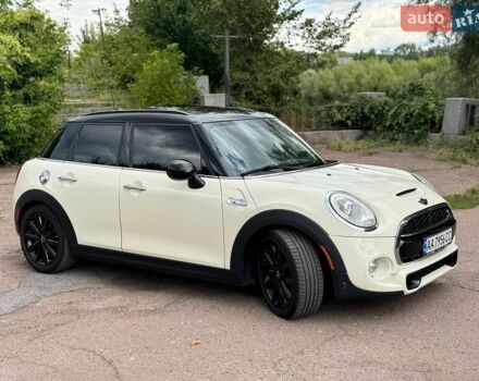 Білий Міні Cooper, об'ємом двигуна 2 л та пробігом 103 тис. км за 12999 $, фото 1 на Automoto.ua