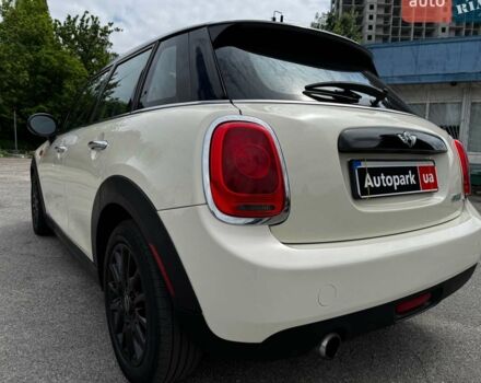 Білий Міні Cooper, об'ємом двигуна 1.5 л та пробігом 86 тис. км за 12440 $, фото 9 на Automoto.ua