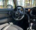 Белый Мини Купер, объемом двигателя 1.5 л и пробегом 98 тыс. км за 13300 $, фото 16 на Automoto.ua