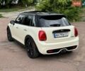 Білий Міні Cooper, об'ємом двигуна 2 л та пробігом 103 тис. км за 12999 $, фото 8 на Automoto.ua