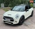 Білий Міні Cooper, об'ємом двигуна 2 л та пробігом 103 тис. км за 12999 $, фото 5 на Automoto.ua