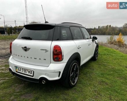 Белый Мини Купер, объемом двигателя 2 л и пробегом 213 тыс. км за 14500 $, фото 3 на Automoto.ua