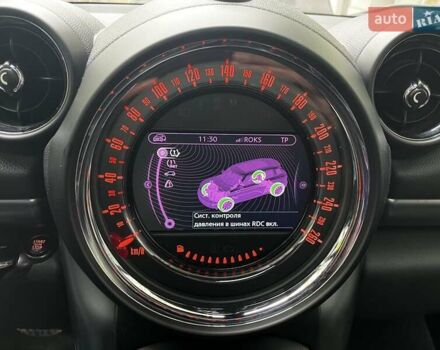 Белый Мини Купер, объемом двигателя 2 л и пробегом 213 тыс. км за 14500 $, фото 27 на Automoto.ua