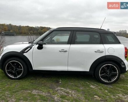 Белый Мини Купер, объемом двигателя 2 л и пробегом 213 тыс. км за 14500 $, фото 7 на Automoto.ua