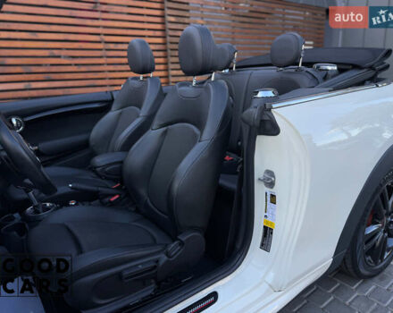 Белый Мини Купер, объемом двигателя 2 л и пробегом 64 тыс. км за 17000 $, фото 22 на Automoto.ua