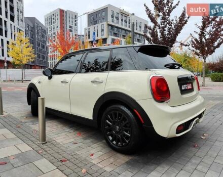 Білий Міні Cooper, об'ємом двигуна 2 л та пробігом 138 тис. км за 17490 $, фото 12 на Automoto.ua
