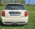 Білий Міні Cooper, об'ємом двигуна 2 л та пробігом 225 тис. км за 12999 $, фото 4 на Automoto.ua