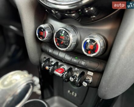 Білий Міні Cooper, об'ємом двигуна 1.5 л та пробігом 118 тис. км за 11900 $, фото 20 на Automoto.ua