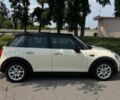 Білий Міні Cooper, об'ємом двигуна 1.5 л та пробігом 88 тис. км за 14250 $, фото 7 на Automoto.ua
