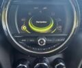 Білий Міні Cooper, об'ємом двигуна 2 л та пробігом 225 тис. км за 12999 $, фото 17 на Automoto.ua