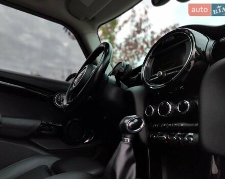Білий Міні Cooper, об'ємом двигуна 2 л та пробігом 138 тис. км за 17490 $, фото 54 на Automoto.ua