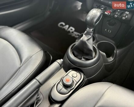 Білий Міні Cooper, об'ємом двигуна 1.5 л та пробігом 118 тис. км за 11900 $, фото 21 на Automoto.ua